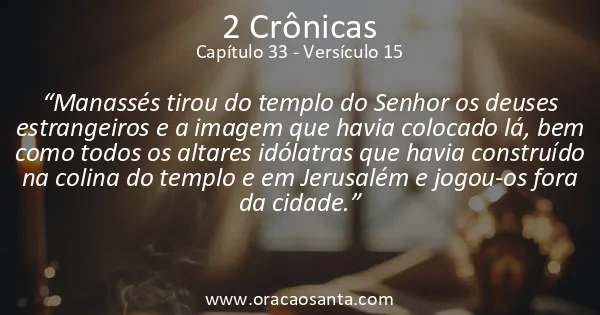 2 Crônicas 33:15