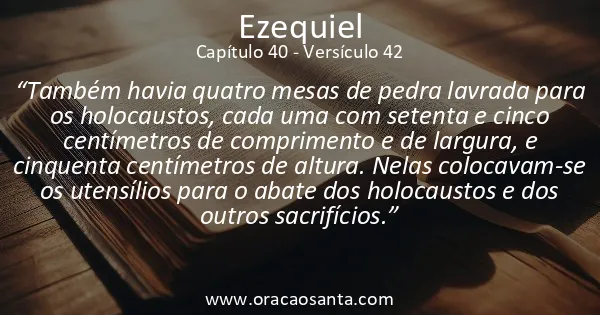 Ezequiel 40:42